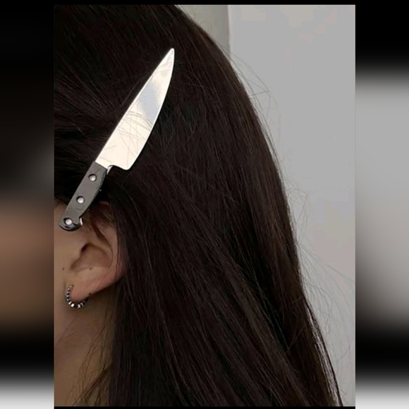 2 Butcher Knife Hairclips - Picture 1 of 16